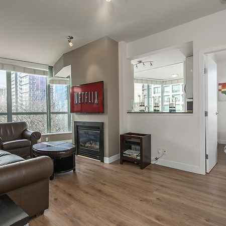 Luxury 3 Bed Private Apartment In Central Downtown Vancouver Eksteriør billede
